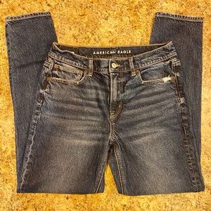 American Eagle 90's Skinny Jeans NWOT
size 8 regular